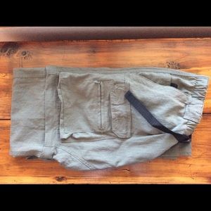 Base Colour convertible pants sz S